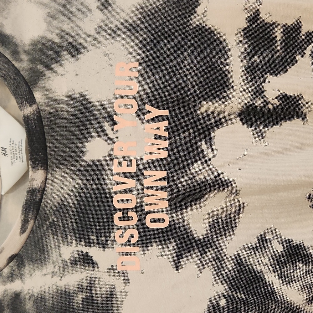 H&M Top size 14+ - Picture 3 of 5
